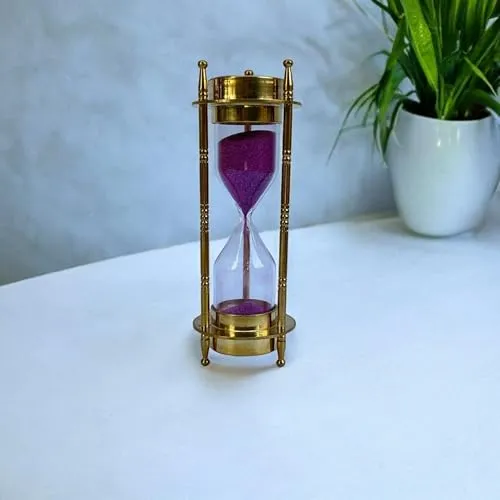 01-Minute Antique Sandtimer with Dual Compasse