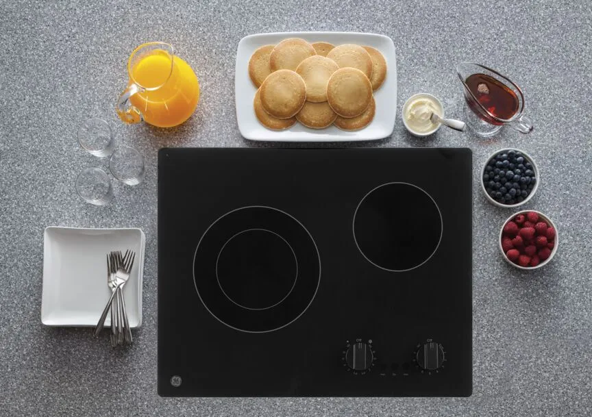 GE 21" Electric Cooktop Black - JP3021DPBB