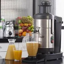 ROBOT COUPE J80 ULTRA AUTOMATIC VEGETABLE & FRUIT JUICER