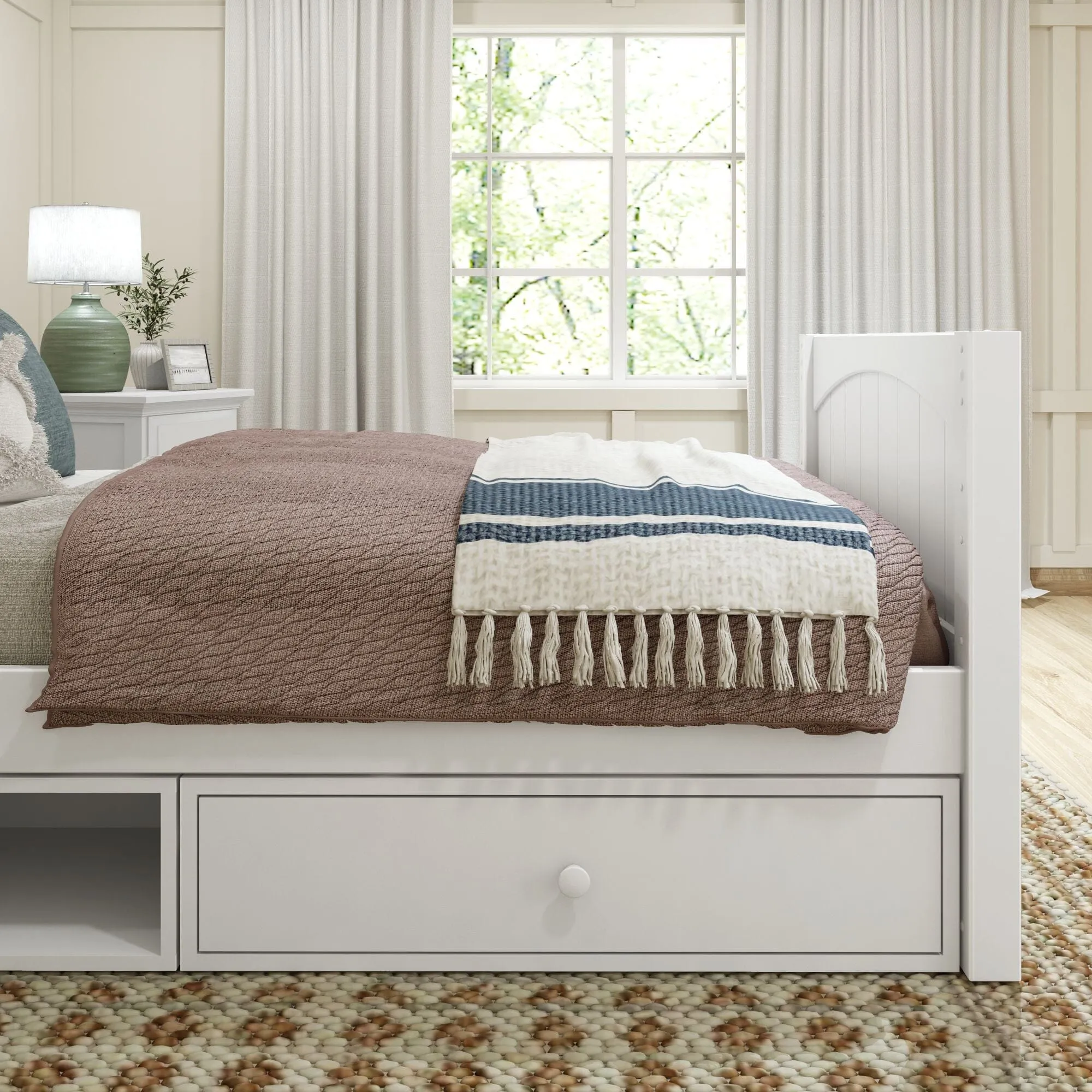 Twin Traditional Bed with Dresser and Cubby